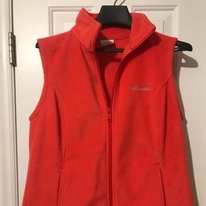 Columbia vest
